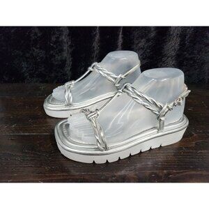 Stuart Weitzman Calypso Lift Metallic Leather Platform Sandal Sz. 5.5B Silver St